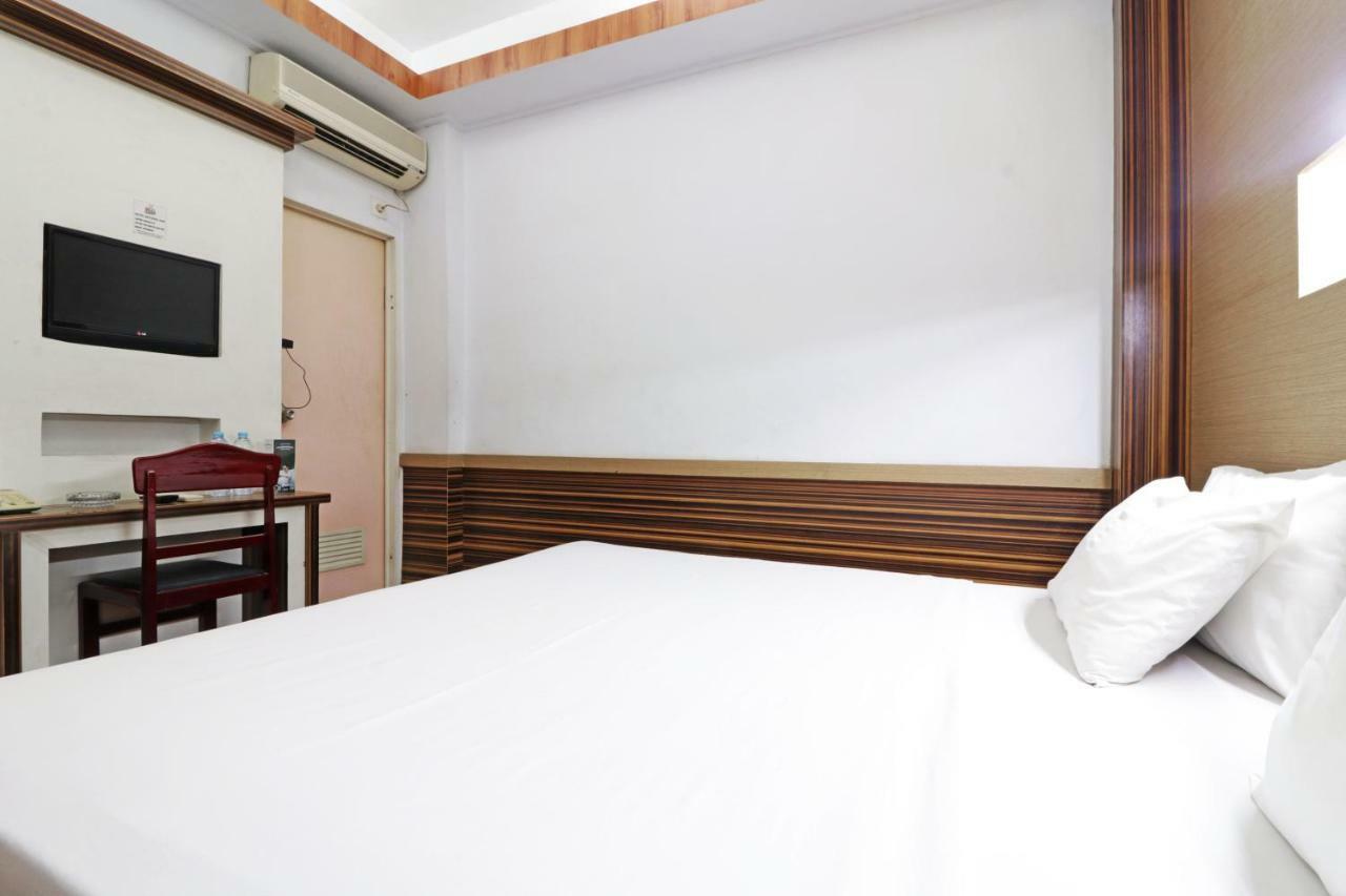Mutiara Sari Hotel 马卡萨 外观 照片