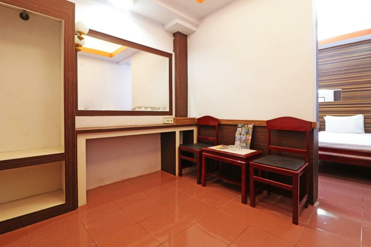 Mutiara Sari Hotel 马卡萨 外观 照片