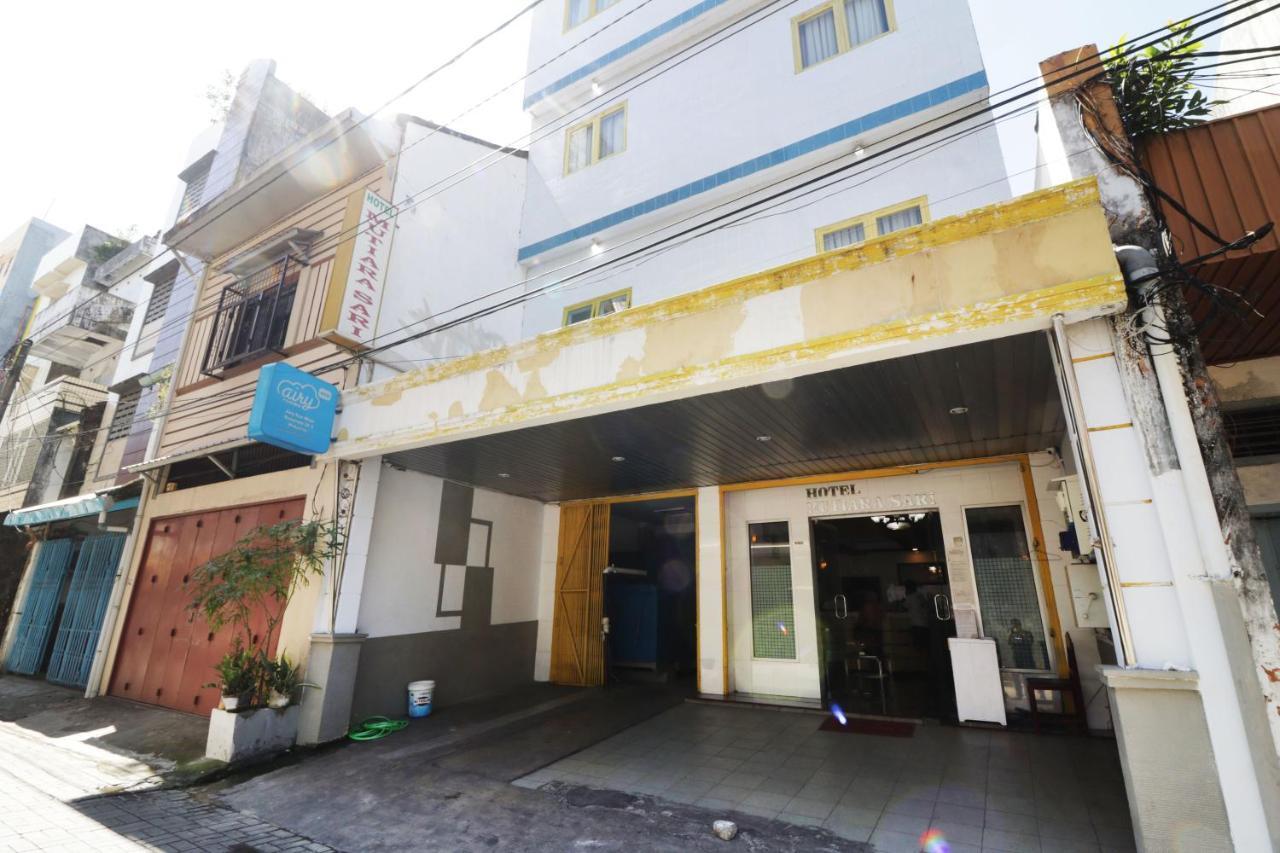 Mutiara Sari Hotel 马卡萨 外观 照片