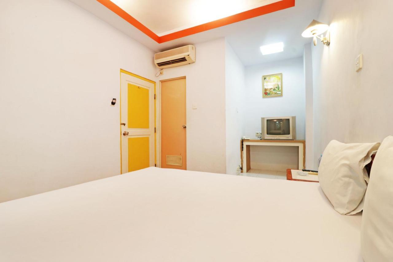Mutiara Sari Hotel 马卡萨 外观 照片
